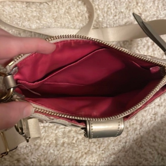 Coach Signature Logo Crossbody Bag - Picture 4 of 4